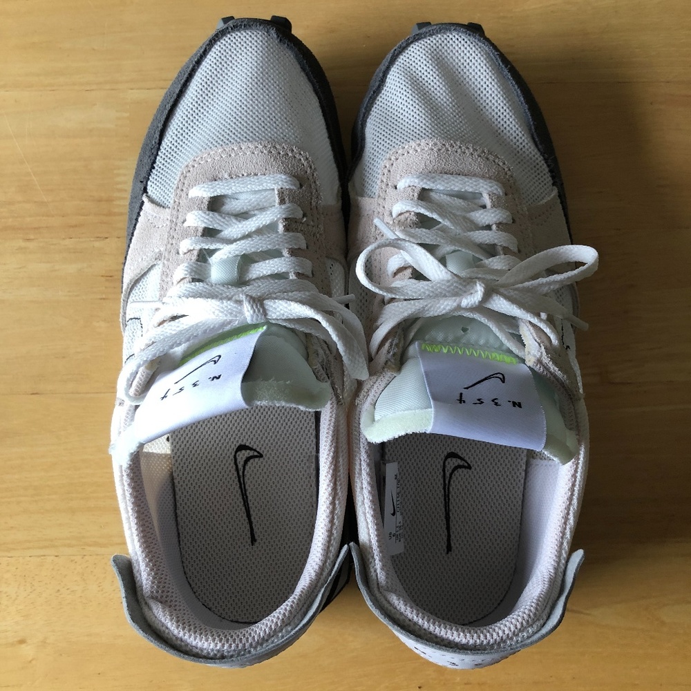 Nike Daybreak Shoes Men's 6.0 Women's 7.5